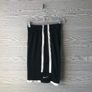 Nike Mens Black & White Basketball Shorts